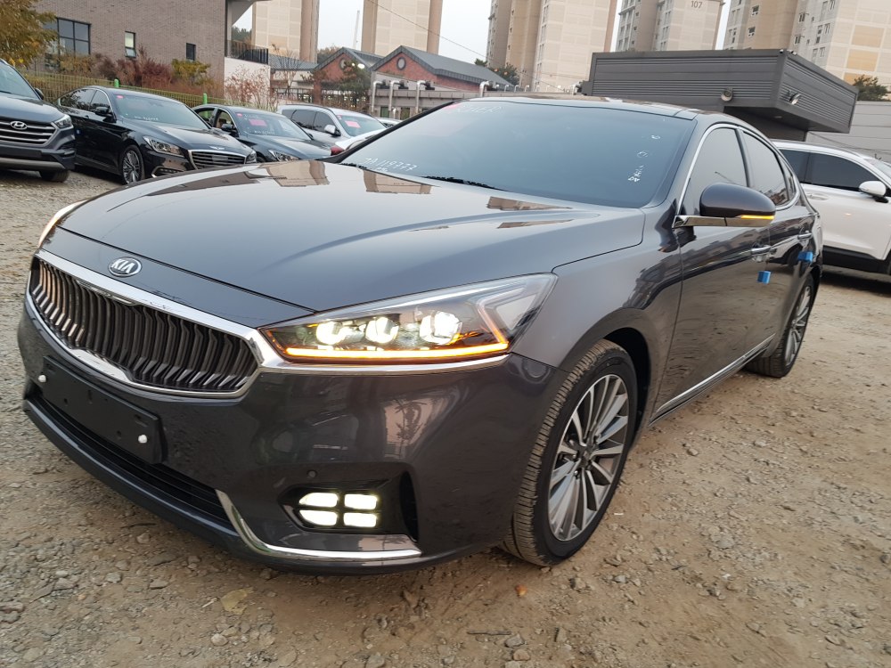 Kia K7 Гаранция 1 или 2 г. газ течна фаза .