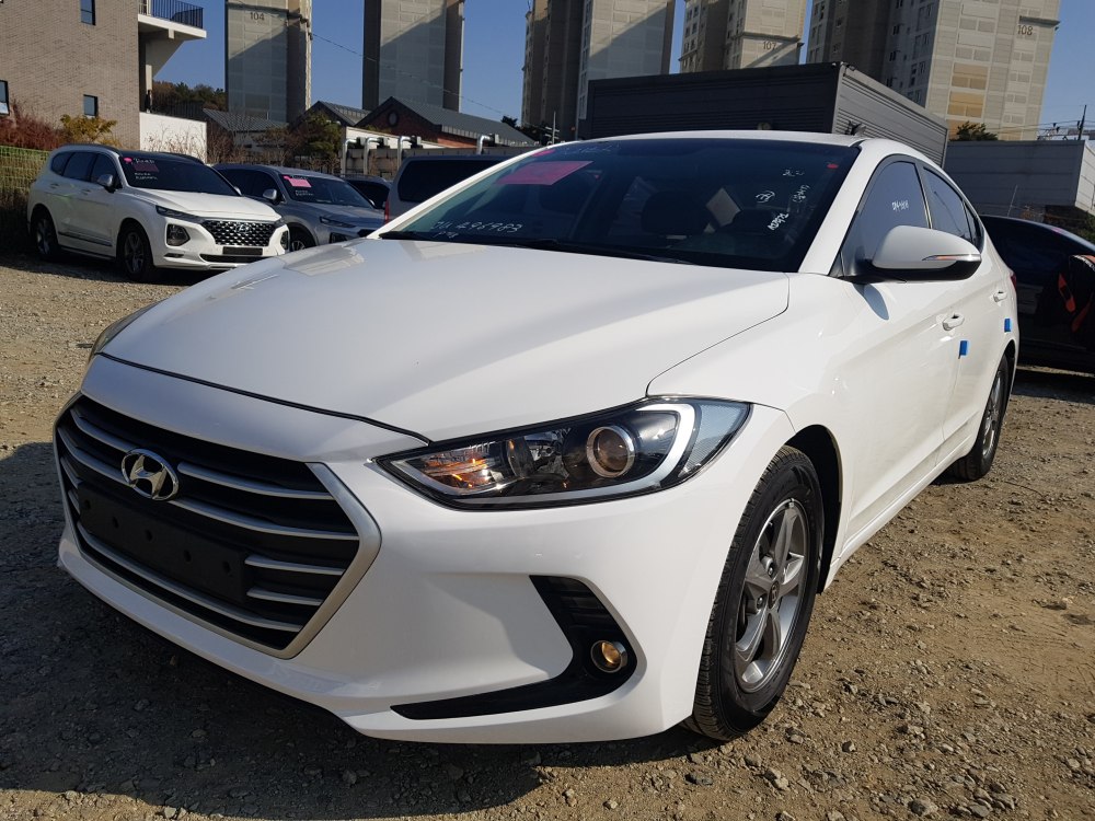 Hyundai Elantra Гаранция 1 или 2 г. газ течна фаза .