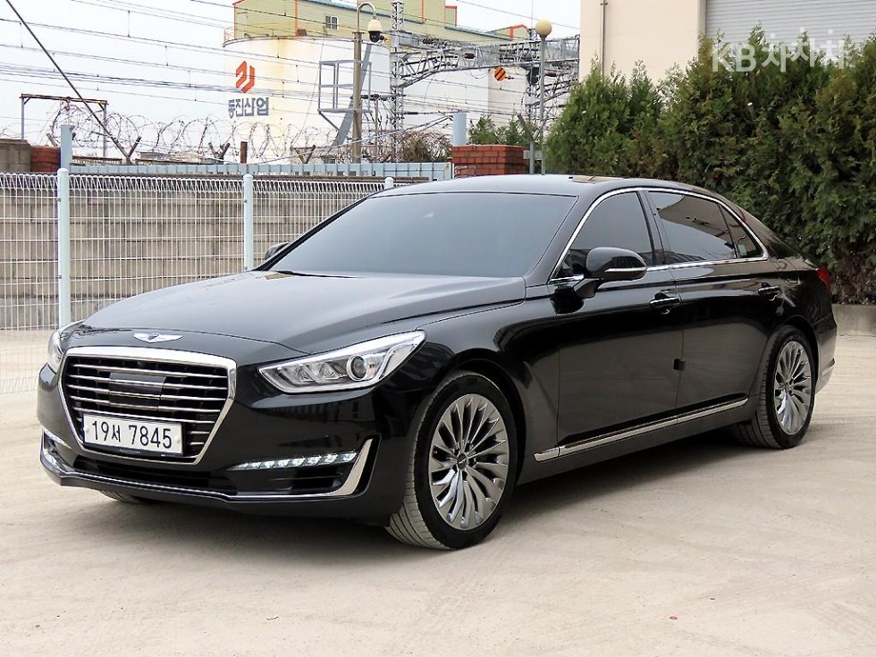 Genesis G90 EQ900 Premium