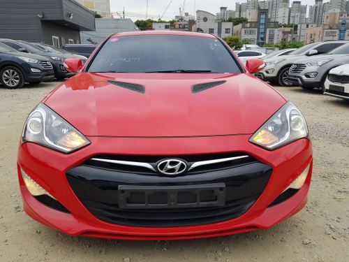 Hyundai Genesis COUPE