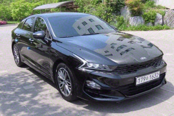 Kia K5 Специална цена преди да пристигне! 