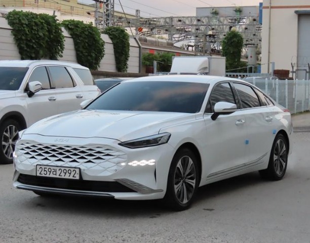 Kia K8 Гаранция до 2г., Автосервиз, Резервни части сигурна доставка на 20.01.2026
